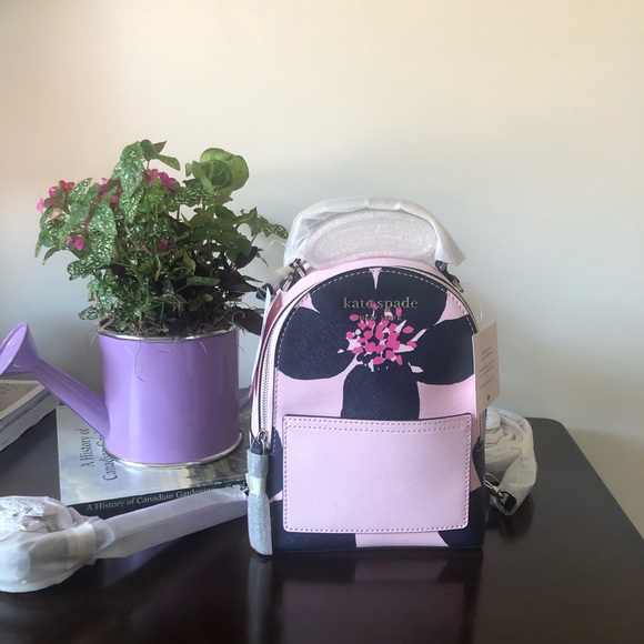 🌸SOLD🌸BNWT Kate Spade Backpack - Picture 6 of 9